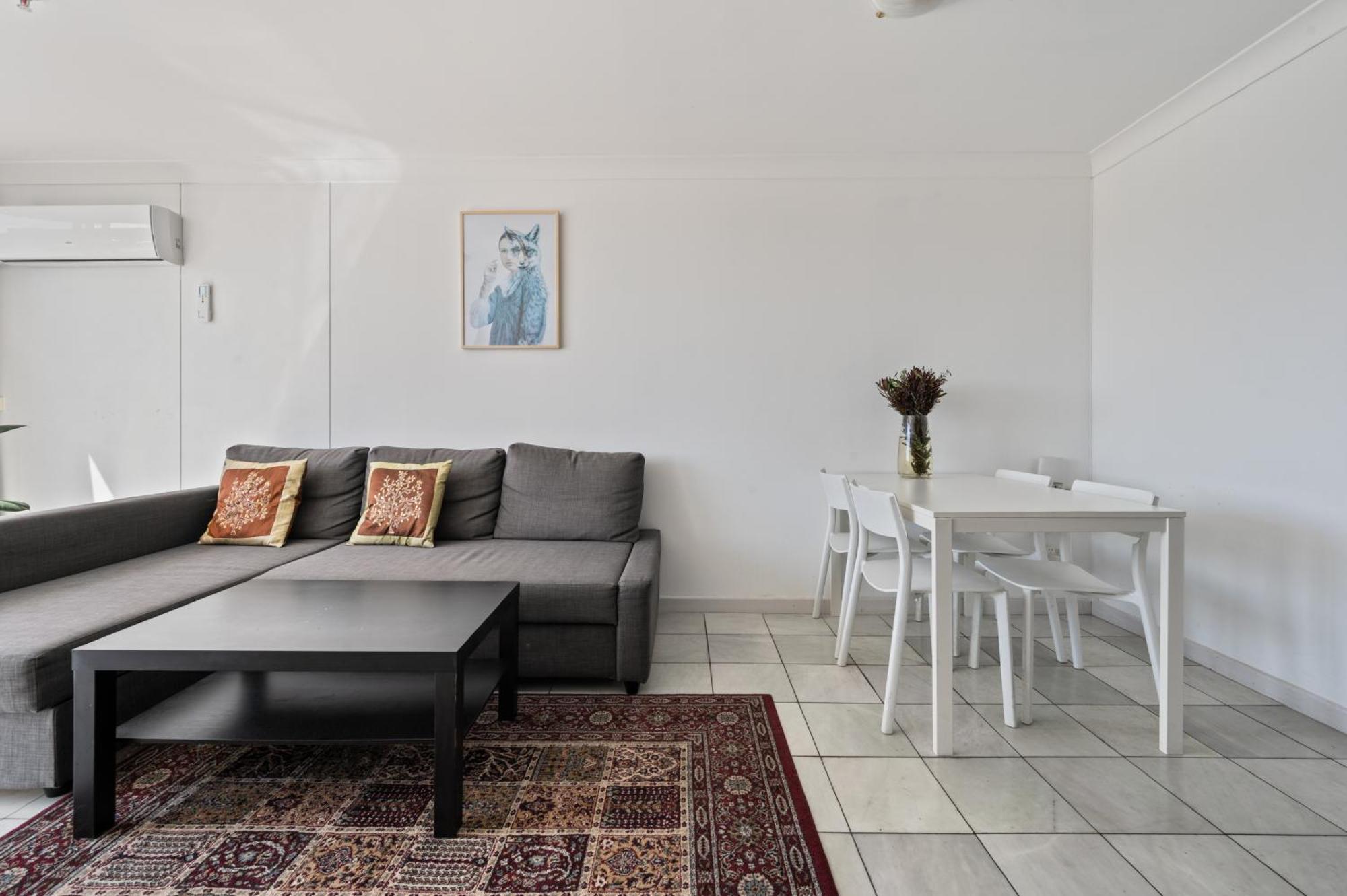 Dana-Private Room In A Shared Duplex Apartment -1 Canberra Buitenkant foto